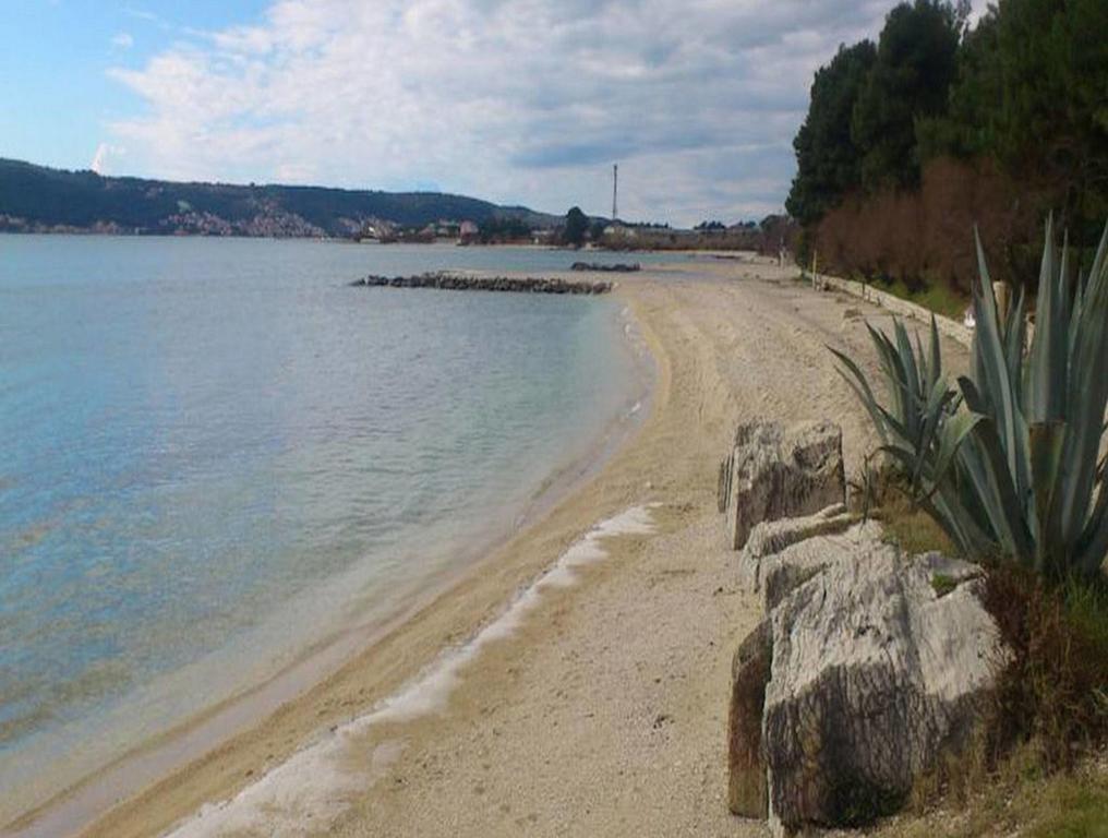 Apartment Marinely Kaštela Buitenkant foto